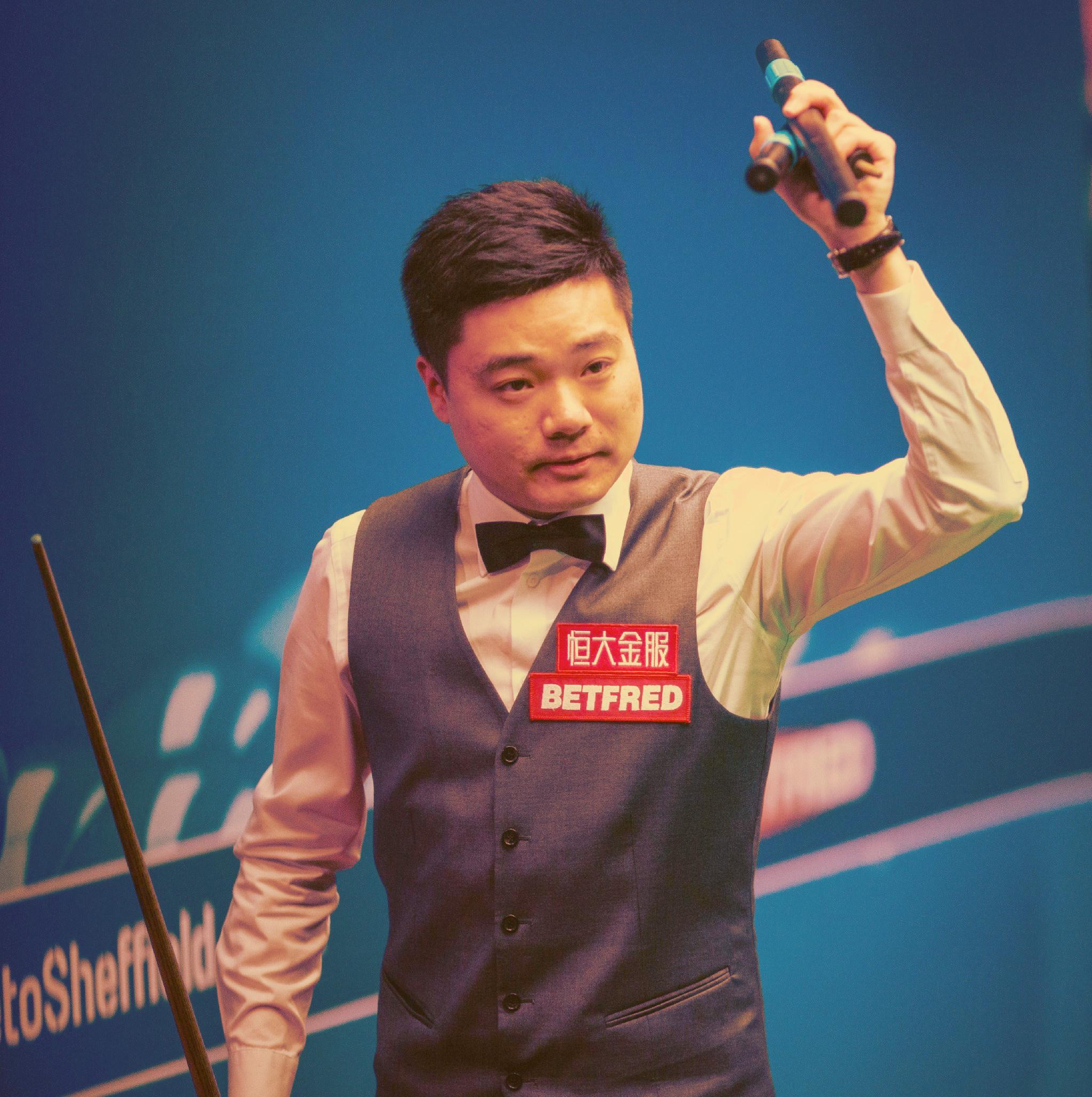 边路与中路 边路与中路