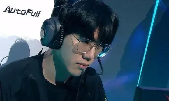 重培养年轻 重培养年轻