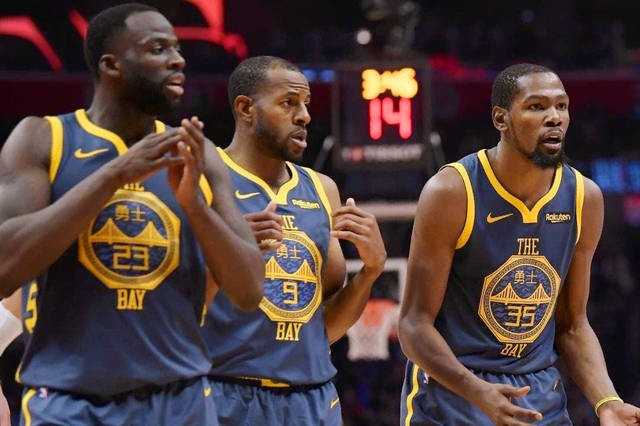 列球员更频 列球员更频